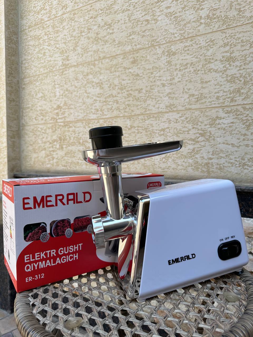 Мясорубка Emerald ER-312