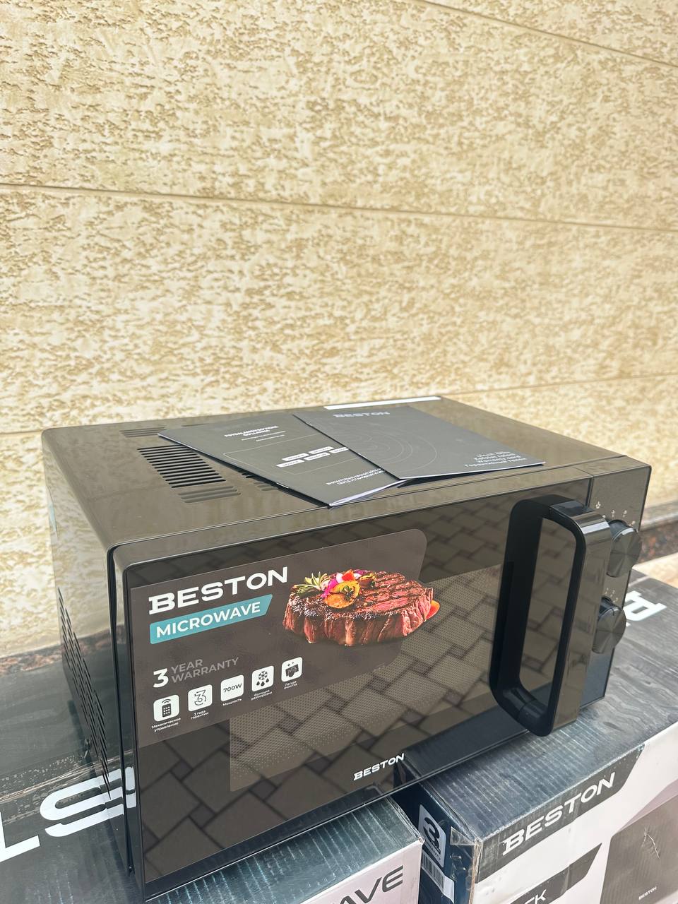 Beston SM2004-B — вместительная микроволновка 20 л